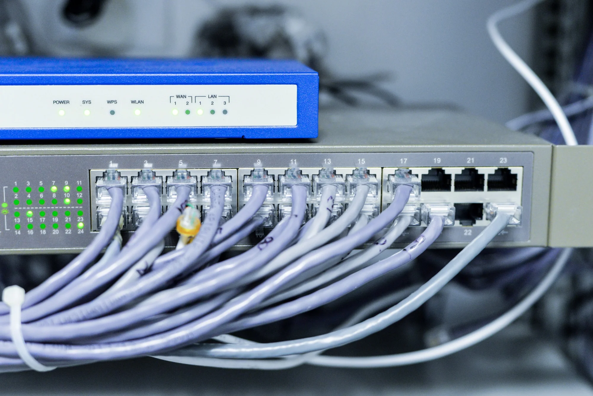 PoE switch